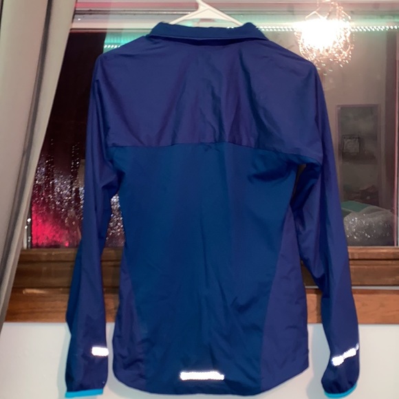 Blue Nike running sweatshirt - Picture 5 of 7